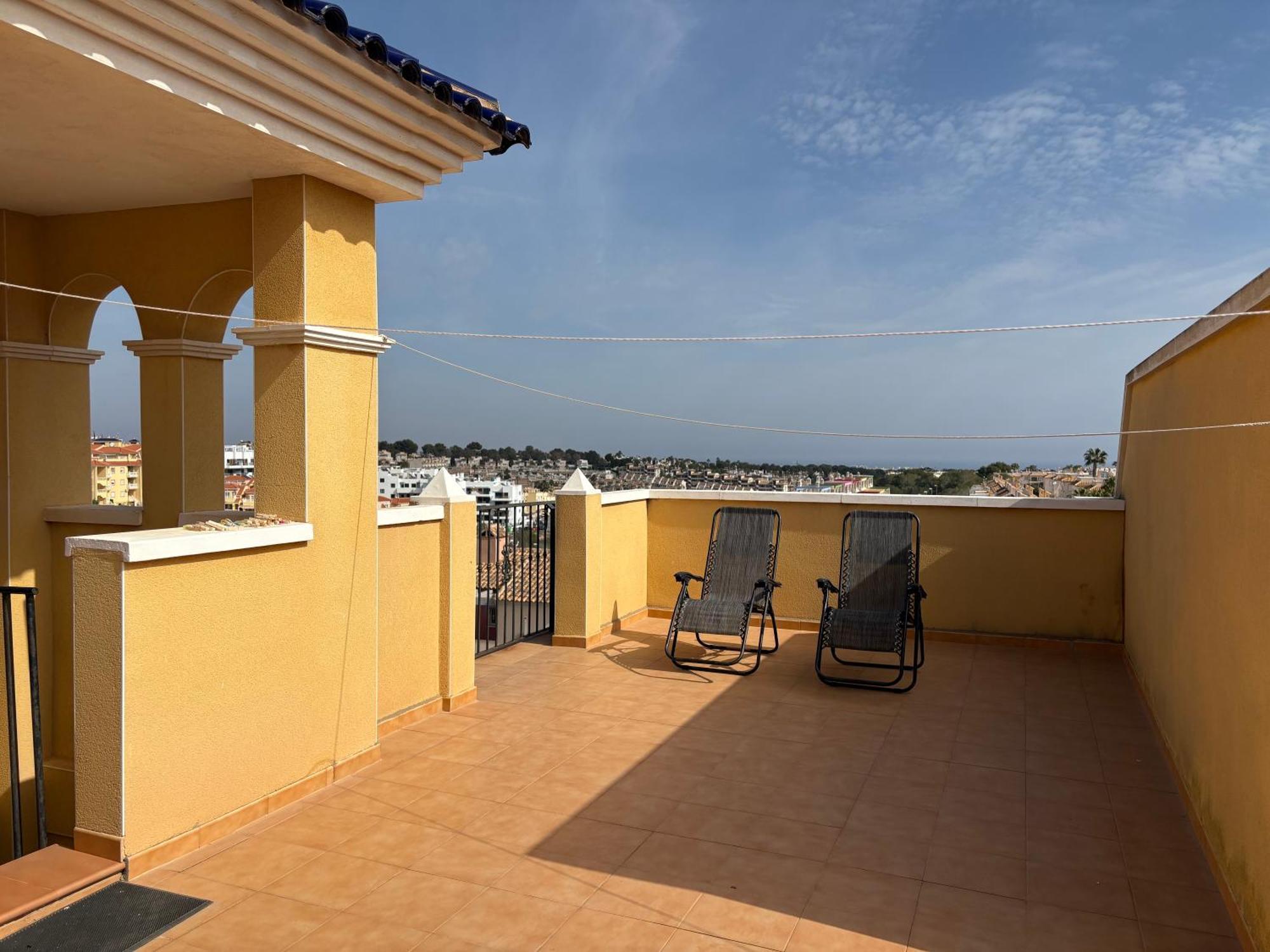 Top Floor Spacious Apartment With Roof Terrace Alicante Exterior foto